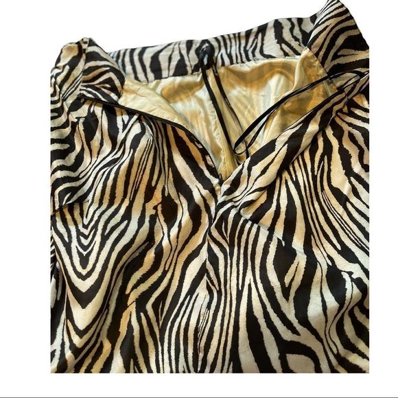 aryn K All Silk Print Skirt Sz L  Black and Cream - Picture 6 of 6